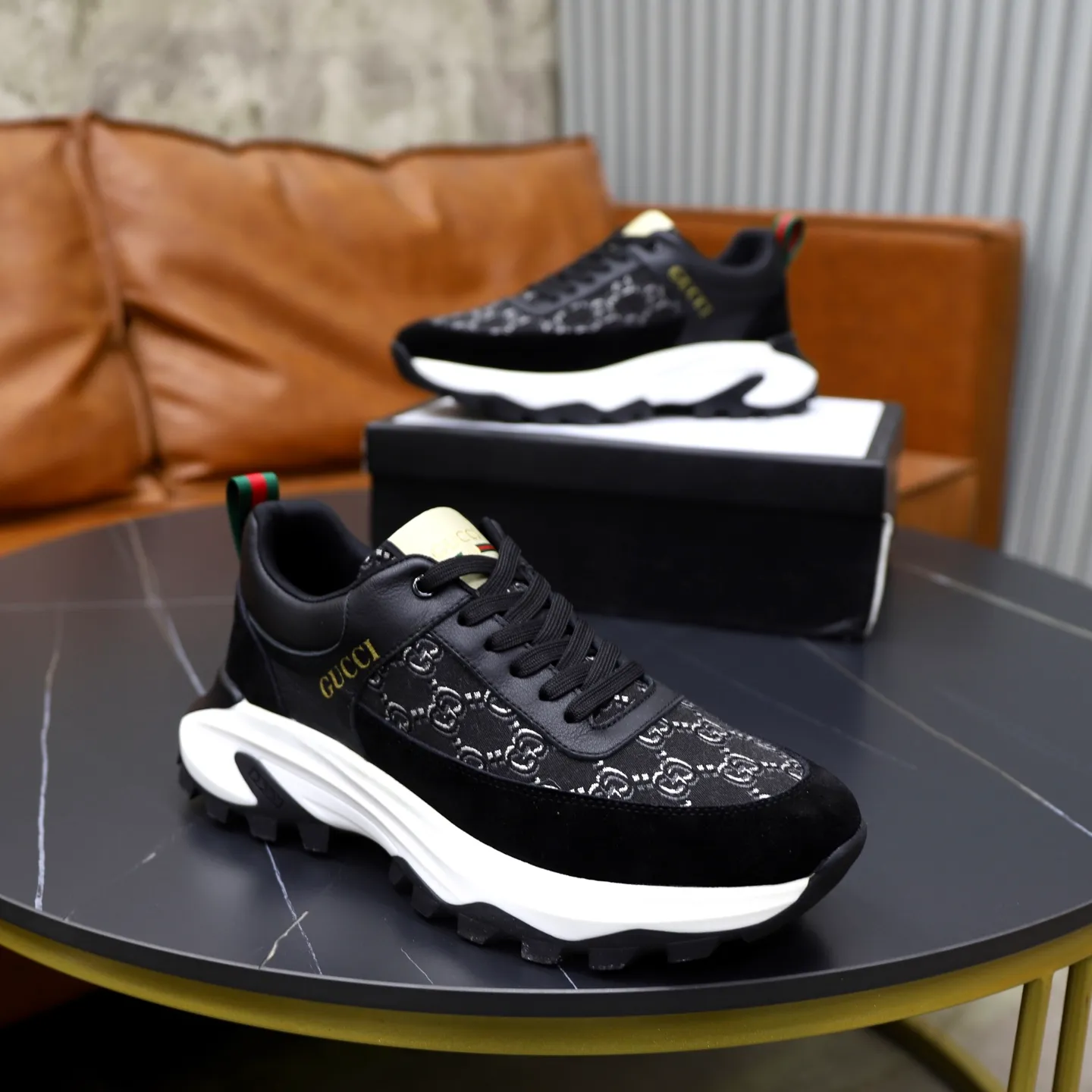 Ex-factory price: 462💰🙅‍♂️🙅‍♂️🙅‍♂️ Brand: GUCCI Standard code: 38-44 (45 customized) Grade: Same as the official website Material: Original leather splicing, comfortable and breathable lining, original wear-resistant outsole Style category: Men's fashionable casual shoes, running shoes, noble luxury brand elements, top luxury Color: actual picture color